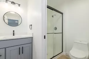 2817 Applewood Ln, Eugene, OR 97408 - Photo 24