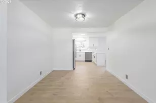 2817 Applewood Ln, Eugene, OR 97408 - Photo 8