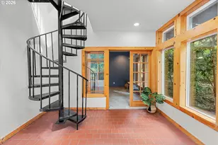 10744 SW Lancaster Rd, Portland, OR 97219 - Photo 22