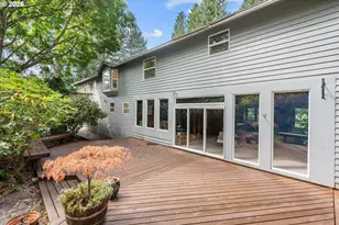10744 SW Lancaster Rd, Portland, OR 97219 - Photo 40