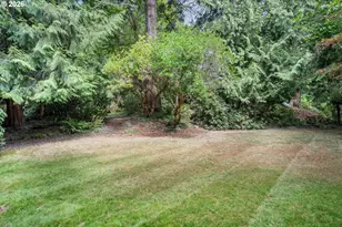 10744 SW Lancaster Rd, Portland, OR 97219 - Photo 42