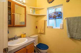 498 Klamath Ave SE, Bandon, OR 97411 - Photo 26