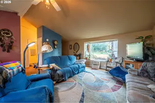 498 Klamath Ave SE, Bandon, OR 97411 - Photo 18