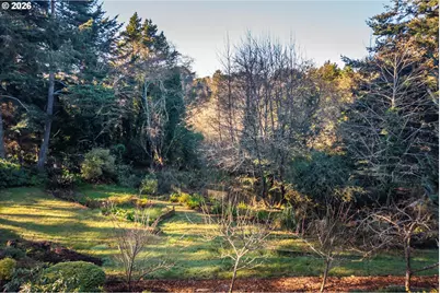 498 Klamath Ave SE, Bandon, OR 97411 - Photo 10