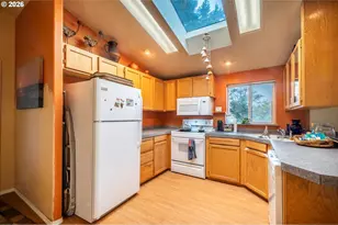 498 Klamath Ave SE, Bandon, OR 97411 - Photo 22