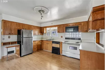 2219 Ocean Beach Hwy, Longview, WA 98632 - Photo 6