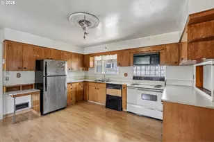 2219 Ocean Beach Hwy, Longview, WA 98632 - Photo 6