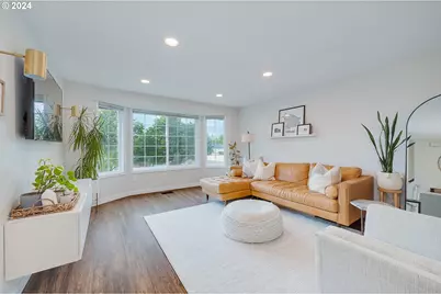 17240 SW Hart Way, Beaverton, OR 97007 - Photo 2