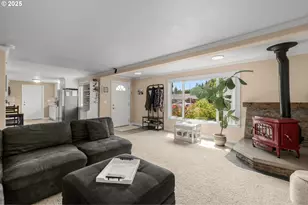 18955 SW Boucher Ct, Aloha, OR 97003 - Photo 6