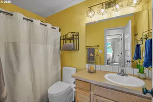 3755 NE 203rd Ave, Fairview, OR 97024 - Photo 32