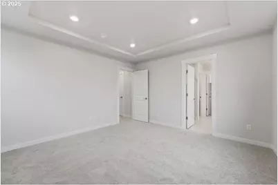 18935 SW Eureka Ln, Beaverton, OR 97007 - Photo 8