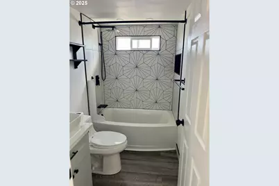 620 SE 2nd Ave, Canby, OR 97013 - Photo 12