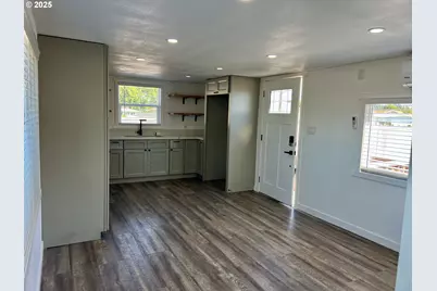 620 SE 2nd Ave, Canby, OR 97013 - Photo 4