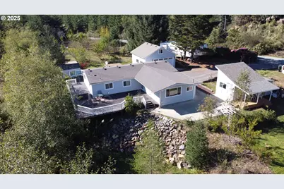 97040 Henderson, Brookings, OR 97415 - Photo 36