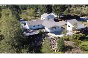 97040 Henderson, Brookings, OR 97415 - Photo 36