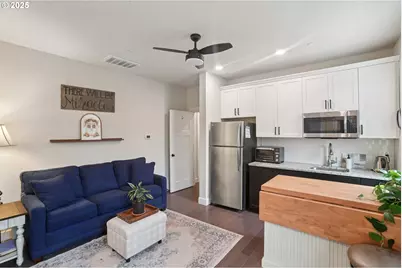 2400 NW 41st Ave, Camas, WA 98607 - Photo 16