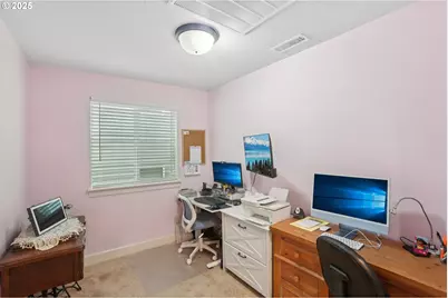 2400 NW 41st Ave, Camas, WA 98607 - Photo 34