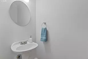 2494 NE Estate Dr, Hillsboro, OR 97124 - Photo 16