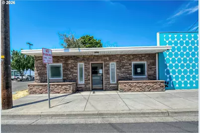 1901 SW Court Ave, Pendleton, OR 97801 - Photo 1