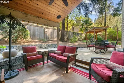 3040 Royce Way, Lake Oswego, OR 97034 - Photo 2