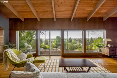 6505 SE Thorburn St, Portland, OR 97215 - Photo 6