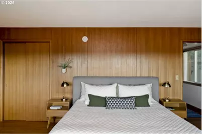 6505 SE Thorburn St, Portland, OR 97215 - Photo 26