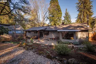 4680 W Hillside Dr, Eugene, OR 97405 - Photo 38