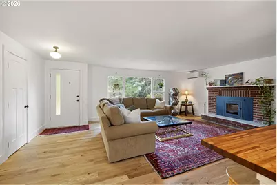 4680 W Hillside Dr, Eugene, OR 97405 - Photo 8