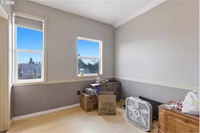 114 E 2nd St, Newberg, OR 97132 - Photo 34