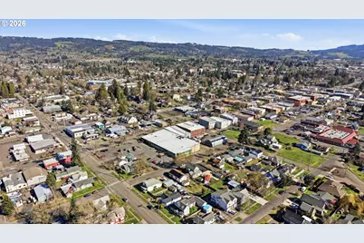 114 E 2nd St, Newberg, OR 97132 - Photo 42