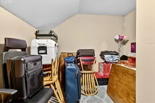 15490 NW Tee Ct, Portland, OR 97229 - Photo 28