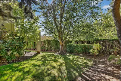 15490 NW Tee Ct, Portland, OR 97229 - Photo 32