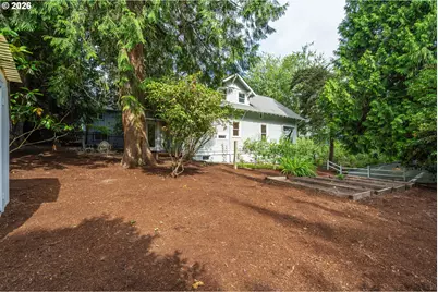 2824 SW Illinois St, Portland, OR 97239 - Photo 40