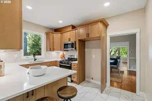 2824 SW Illinois St, Portland, OR 97239 - Photo 22