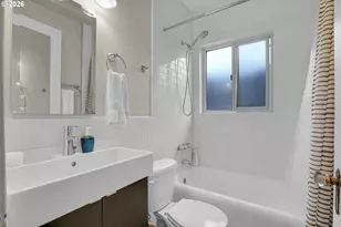 709 SW 16th Ave, Portland, OR 97205 - Photo 12