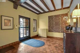 709 SW 16th Ave, Portland, OR 97205 - Photo 6