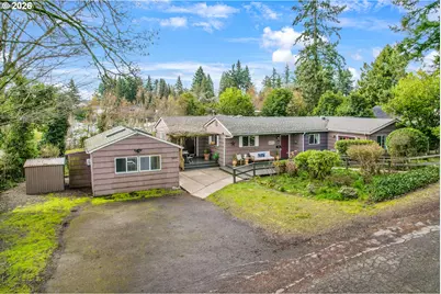 2612 SW Moss St, Portland, OR 97219 - Photo 2