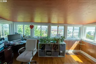 417 W E St, Rainier, OR 97048 - Photo 10