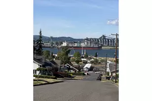 417 W E St, Rainier, OR 97048 - Photo 4