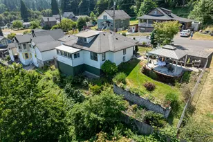 417 W E St, Rainier, OR 97048 - Photo 24