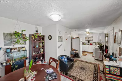 1900 Monroe St, North Bend, OR 97459 - Photo 14