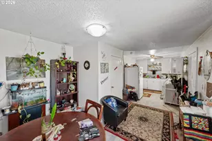 1900 Monroe St, North Bend, OR 97459 - Photo 14