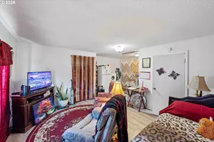 1900 Monroe St, North Bend, OR 97459 - Photo 28