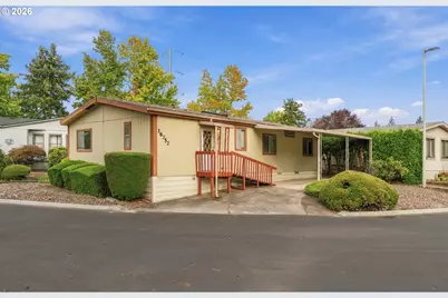 16352 SE 135th Ave #2, Clackamas, OR 97015 - Photo 1