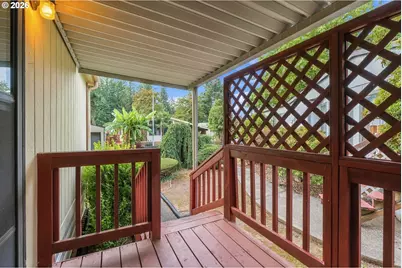 16352 SE 135th Ave #2, Clackamas, OR 97015 - Photo 6