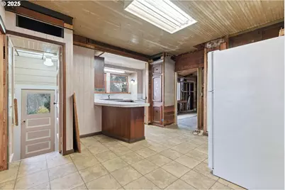 93270 Knappa Platt Rd, Astoria, OR 97103 - Photo 4