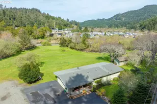 28448 Mateer Rd, Gold Beach, OR 97444 - Photo 48