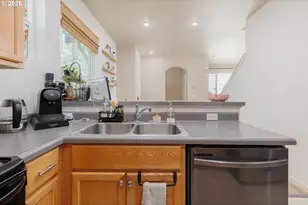 1653 Riley Ln, Eugene, OR 97402 - Photo 14