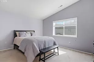 2022 NE Blue Heron Dr, Portland, OR 97211 - Photo 16