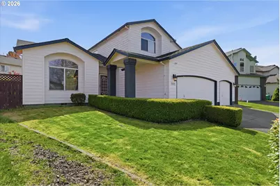 2022 NE Blue Heron Dr, Portland, OR 97211 - Photo 2